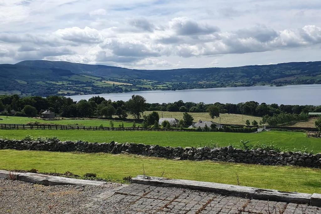 Cosy Self Contained Cottage With Stunning Views คิลลาโล ภายนอก รูปภาพ